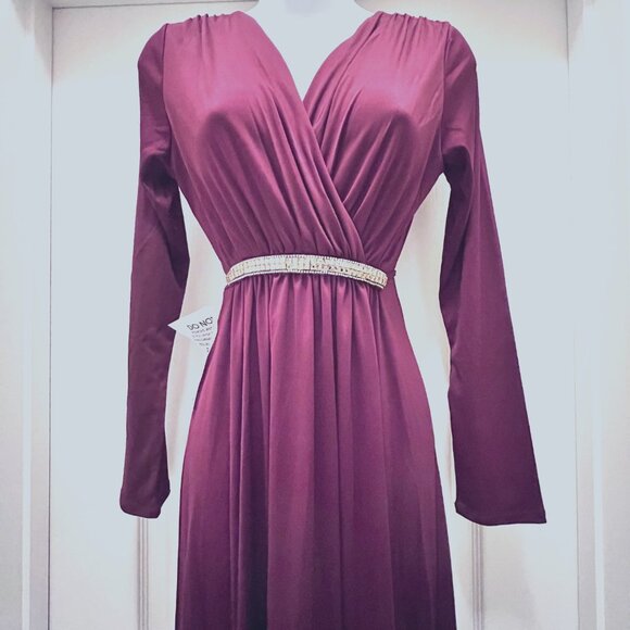 Koh Koh Long Sleeve Maxi Diamond Dress-NWT-V Neck-Size Medium-Mulberry Wine Red - Picture 3 of 13